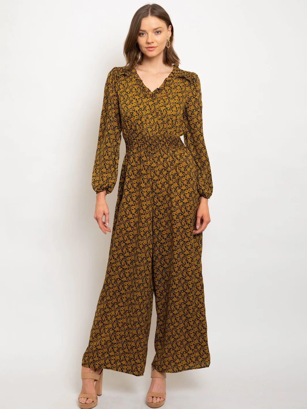 WOMEN'S V-NECK RUFFLE DETAILED SMOCKING WAIST JUMPSUIT